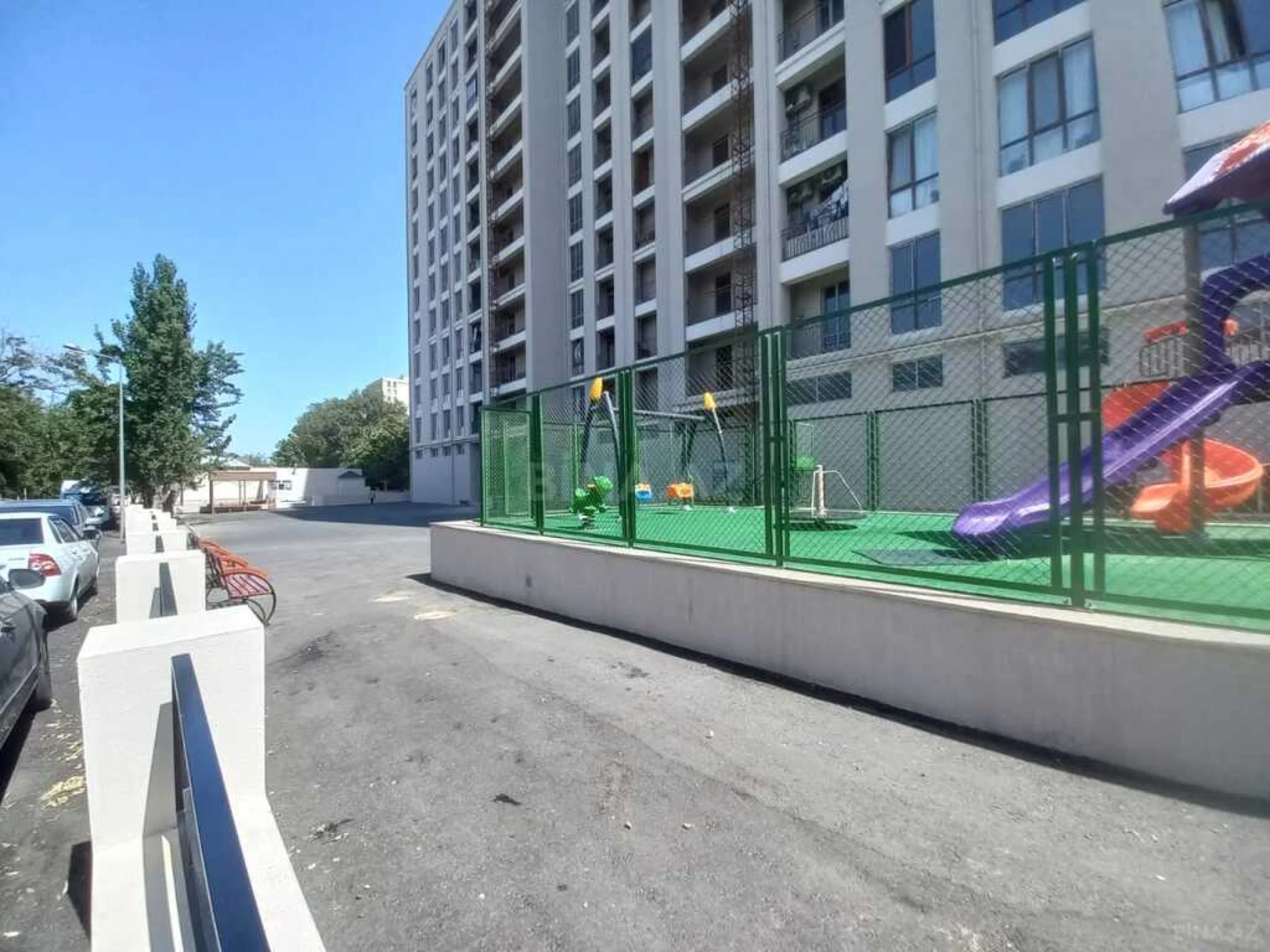 Satılır 2 otaqlı mənzil 65 m²