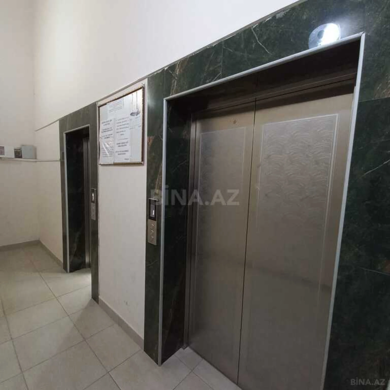 Satılır 2 otaqlı mənzil 65 m²