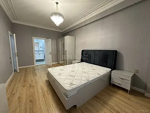 Kirayə verilir 4 otaqlı mənzil 190 m²