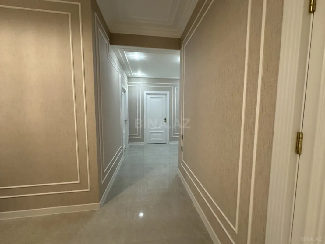 Kirayə verilir 4 otaqlı mənzil 190 m²