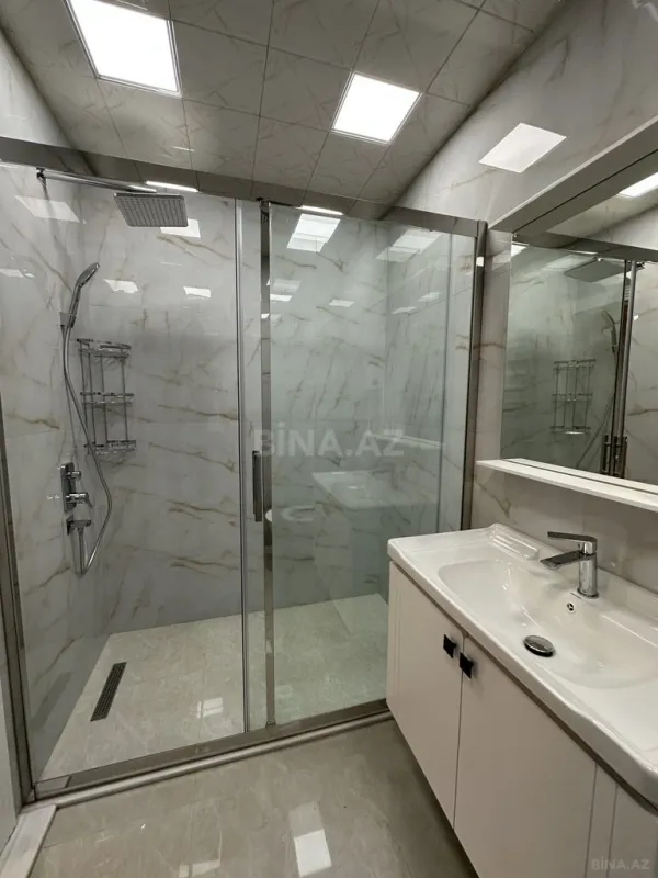 Kirayə verilir 4 otaqlı mənzil 190 m²