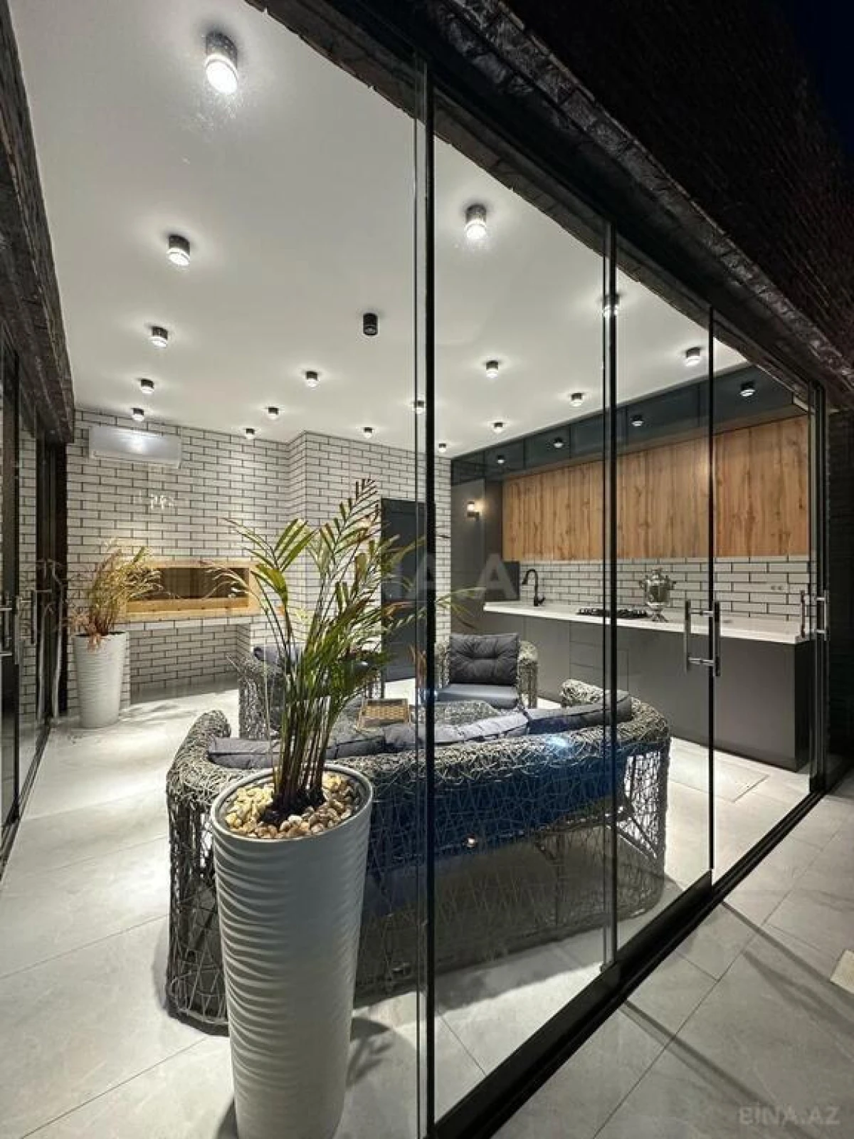 Kirayə verilir 4 otaqlı həyət evi 240 m²