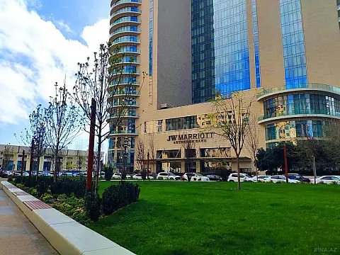Satılır 4 otaqlı mənzil 240 m² — Bakı, Sahil qəs. 4 otaq 240.00 m²