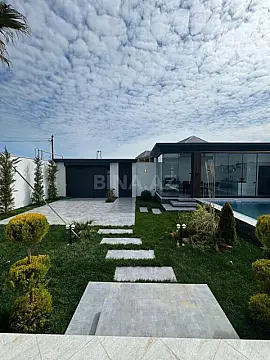 Satılır 4 otaqlı həyət evi 170 m²