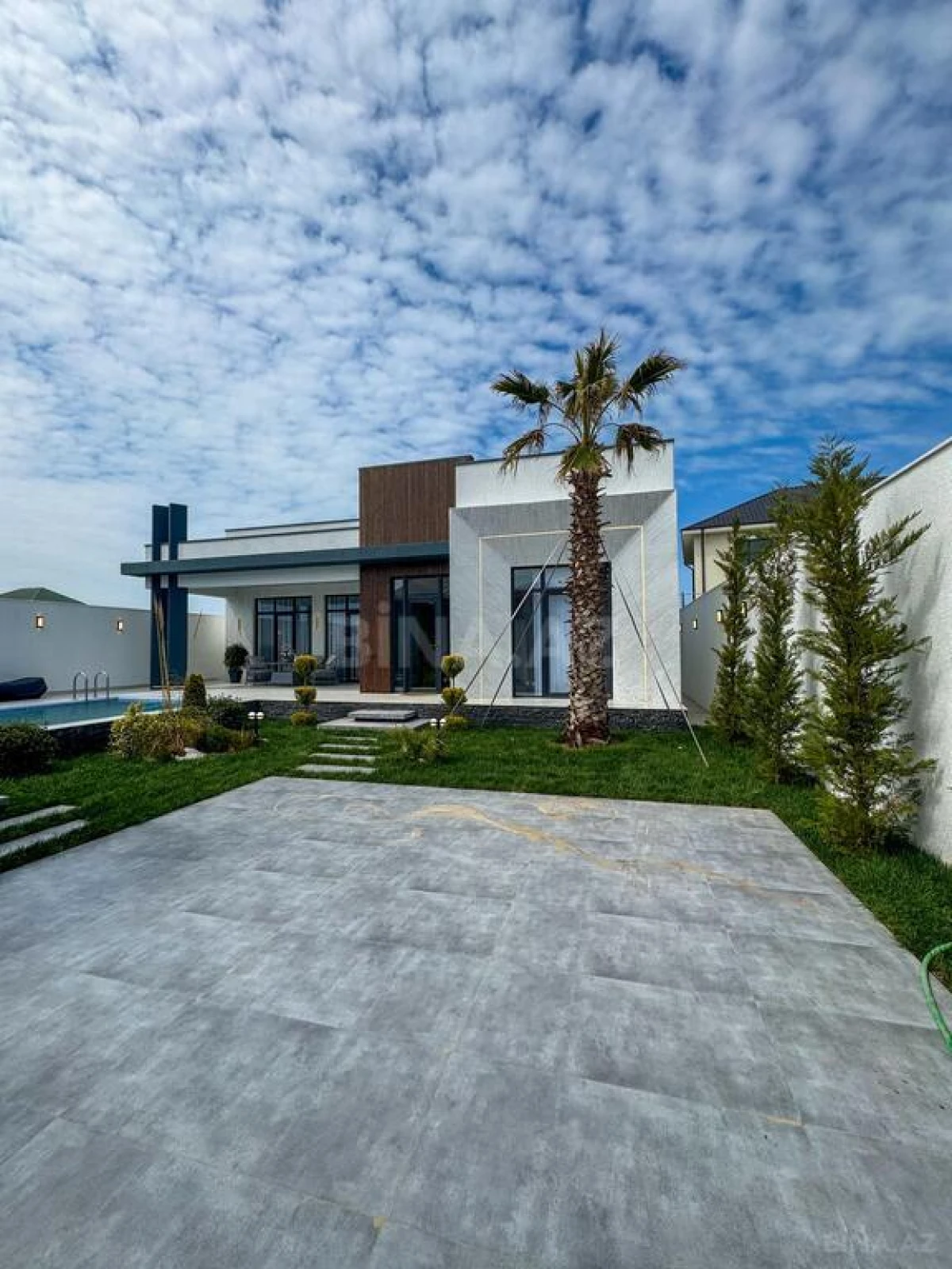 Satılır 4 otaqlı həyət evi 170 m²