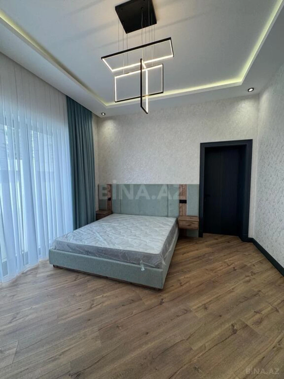 Satılır 4 otaqlı həyət evi 170 m²