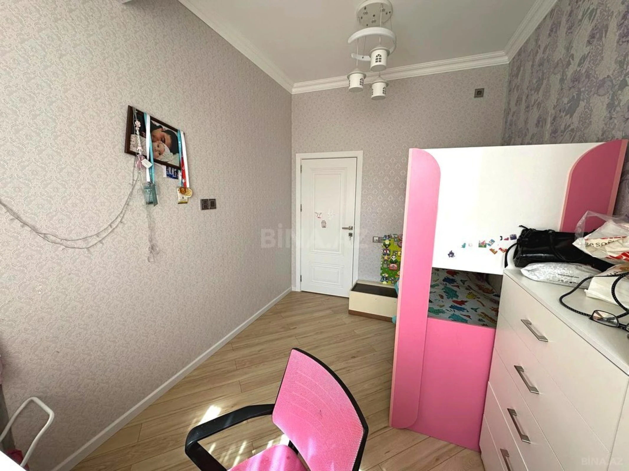 Satılır 2 otaqlı mənzil 64 m²