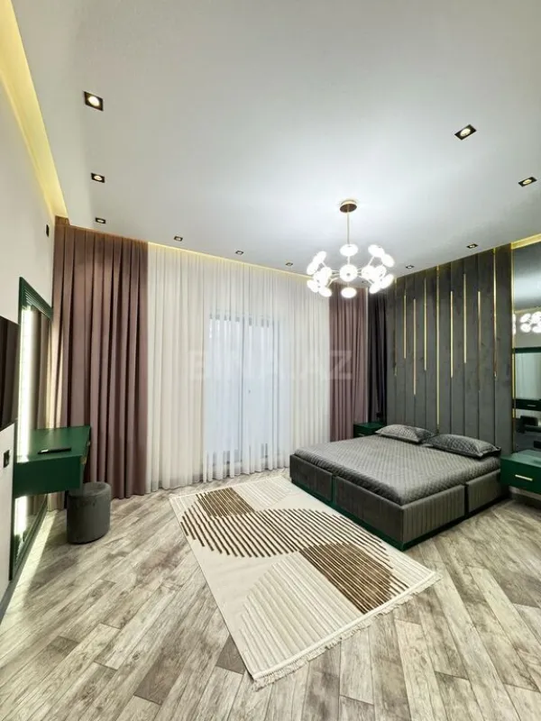Satılır 4 otaqlı həyət evi 160 m²