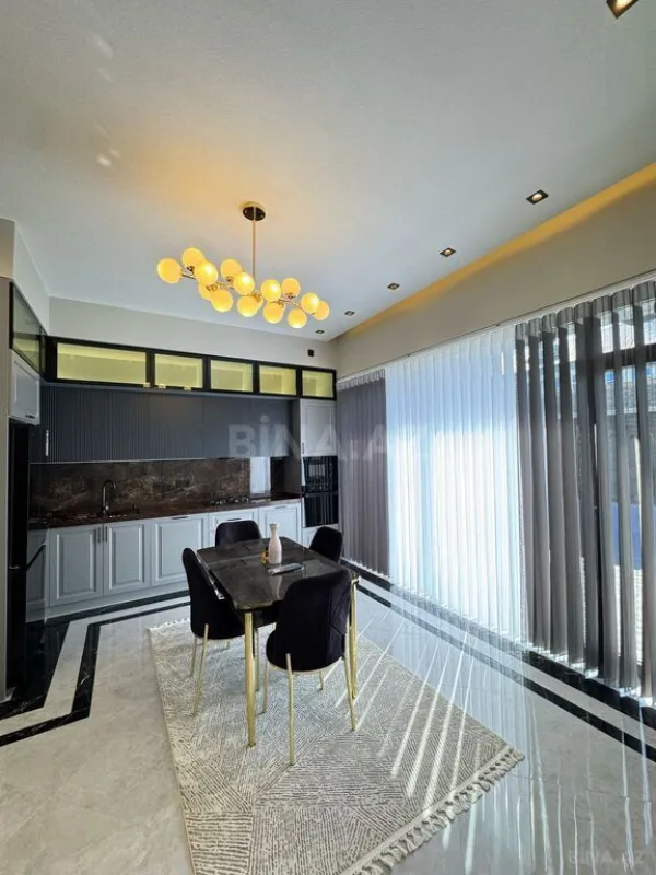 Satılır 4 otaqlı həyət evi 160 m²