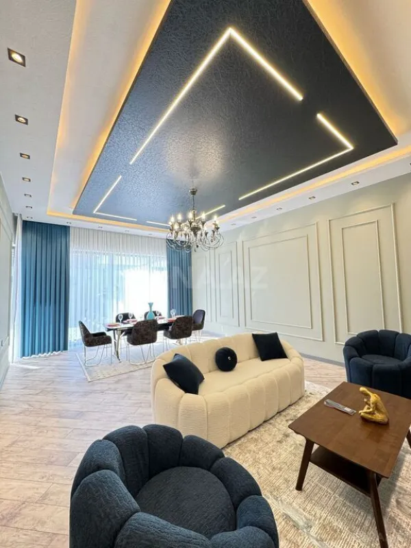 Satılır 4 otaqlı həyət evi 160 m²