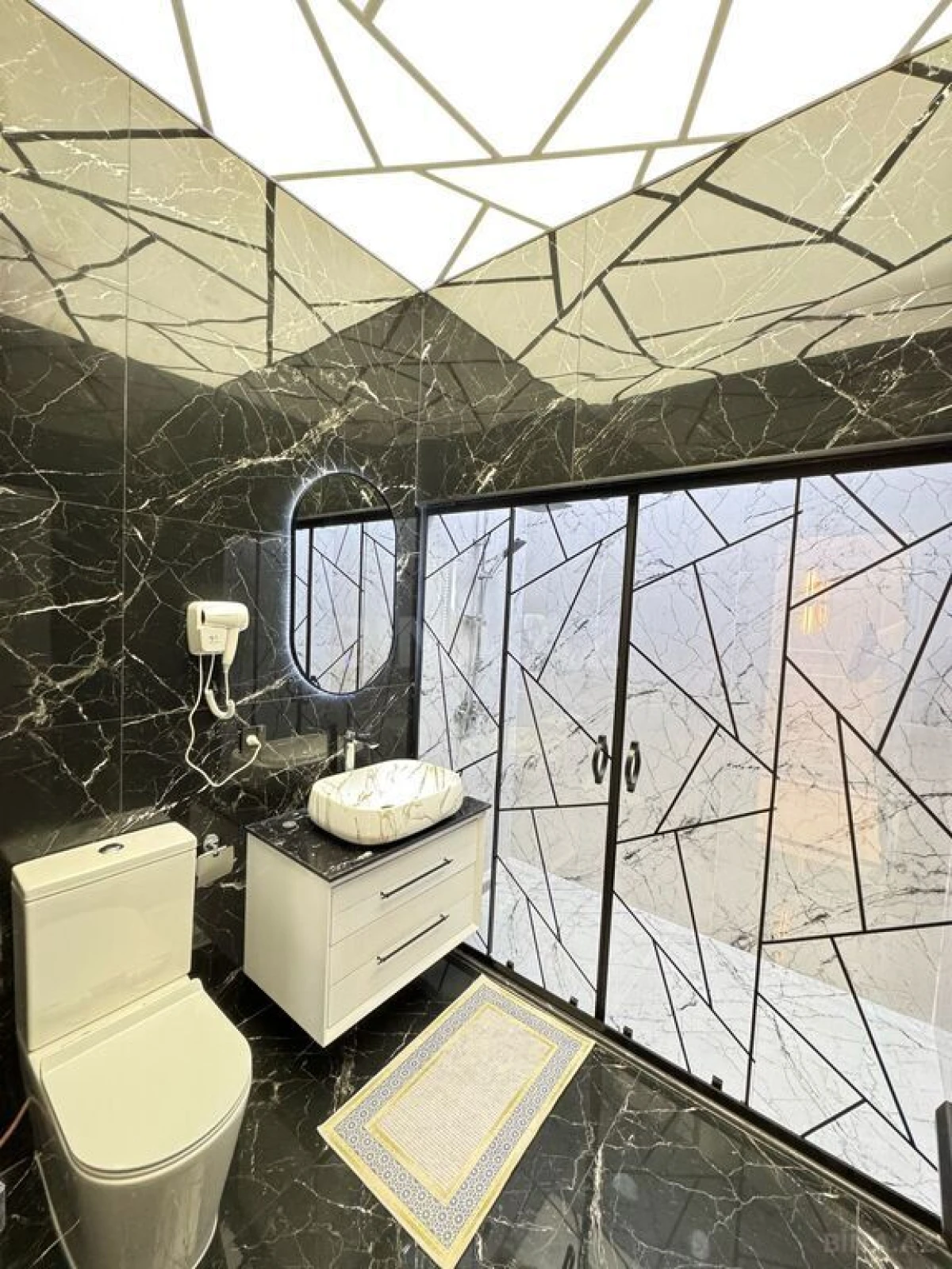 Satılır 4 otaqlı həyət evi 160 m²