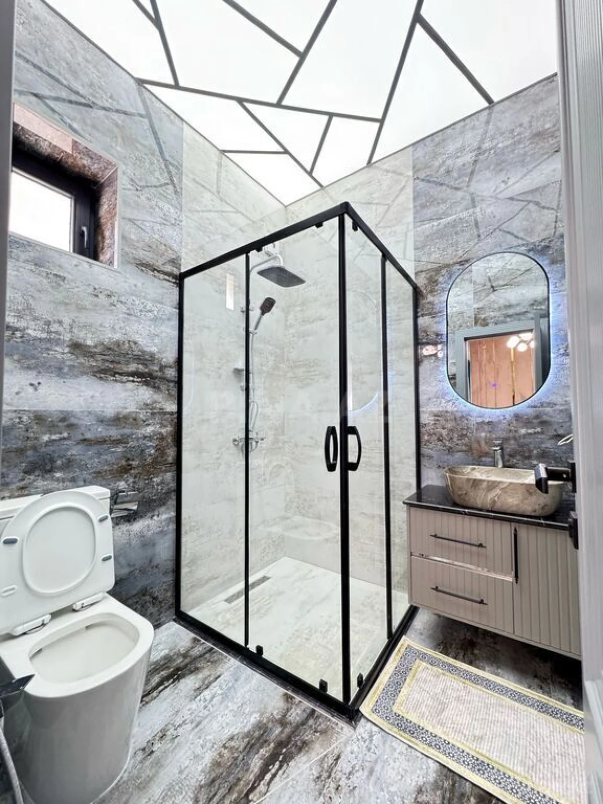 Satılır 4 otaqlı həyət evi 160 m²