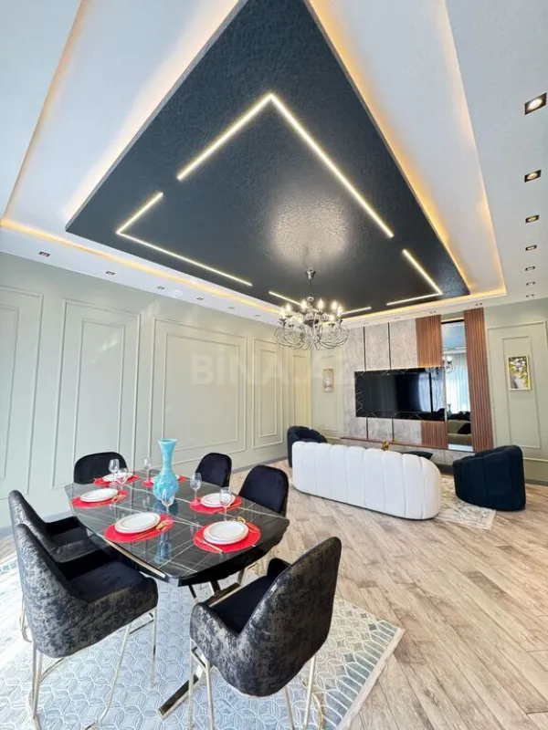 Satılır 4 otaqlı həyət evi 160 m²