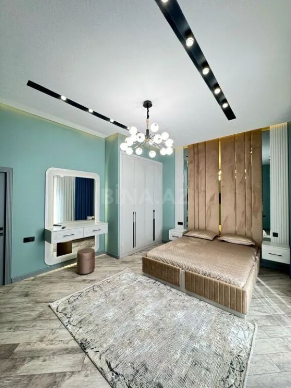 Satılır 4 otaqlı həyət evi 160 m²