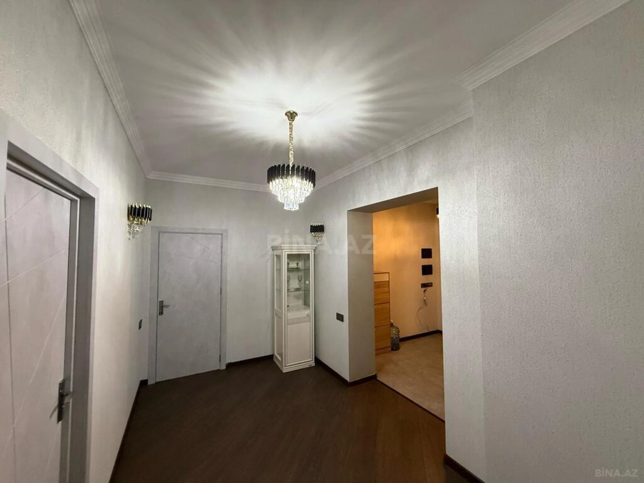 Kirayə verilir 3 otaqlı mənzil 120 m²