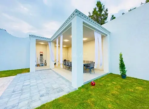 Kirayə verilir 5 otaqlı həyət evi 250 m²