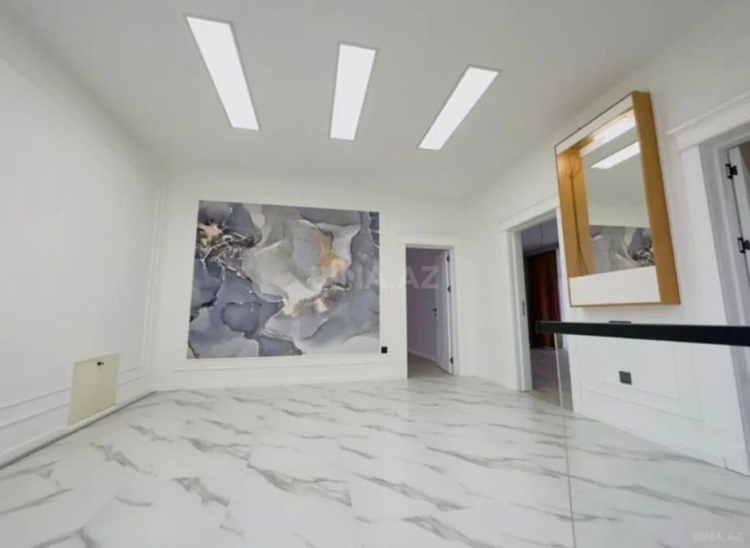Kirayə verilir 5 otaqlı həyət evi 250 m²