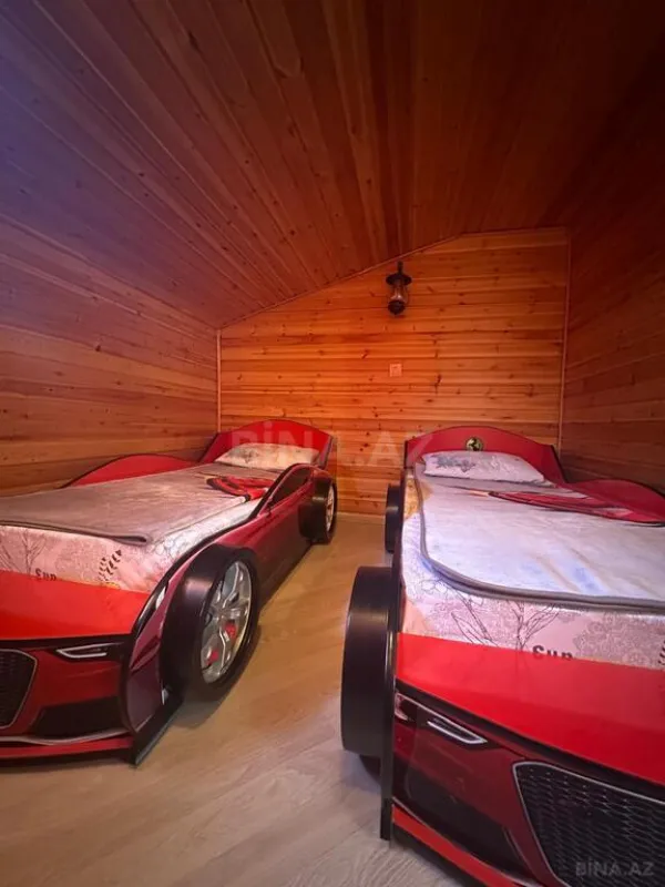 Satılır 4 otaqlı mənzil 150 m²