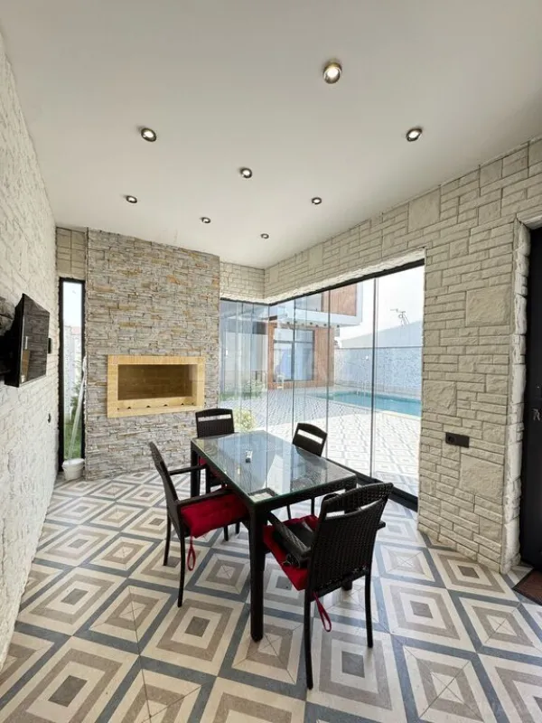 Satılır 4 otaqlı həyət evi 260 m²