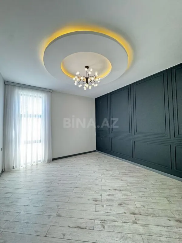Satılır 4 otaqlı həyət evi 260 m²