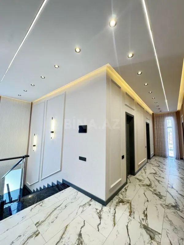 Satılır 4 otaqlı həyət evi 260 m²