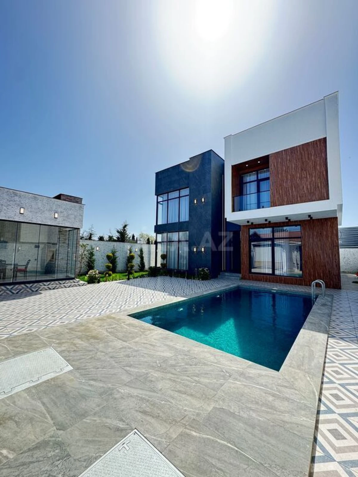 Satılır 4 otaqlı həyət evi 260 m²