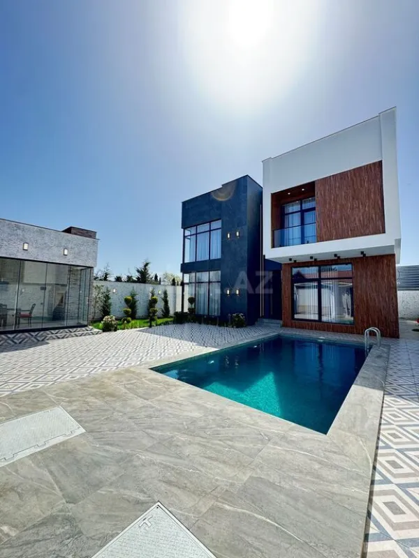 Satılır 4 otaqlı həyət evi 260 m²