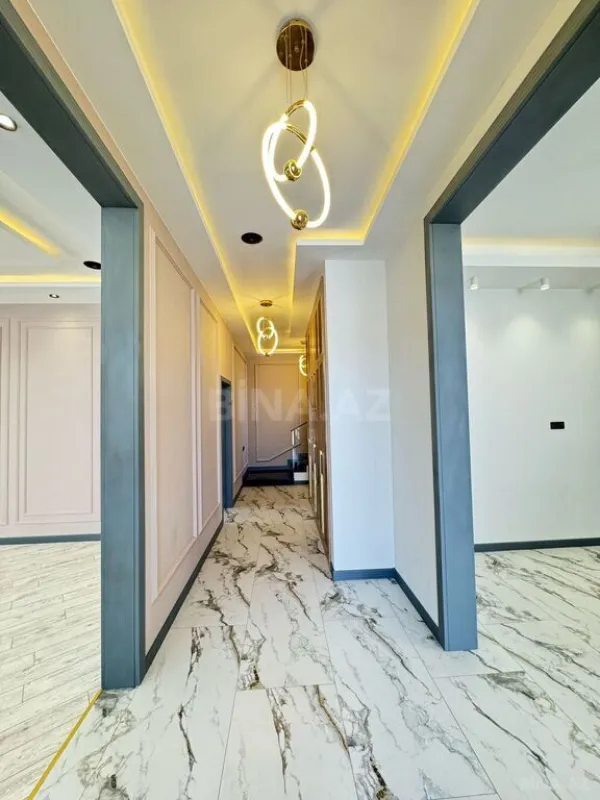 Satılır 4 otaqlı həyət evi 260 m²