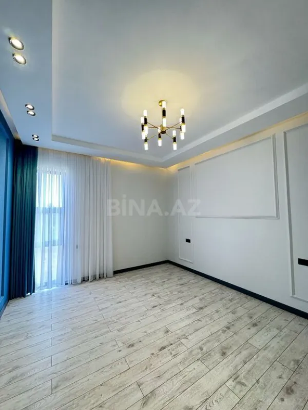 Satılır 4 otaqlı həyət evi 260 m²