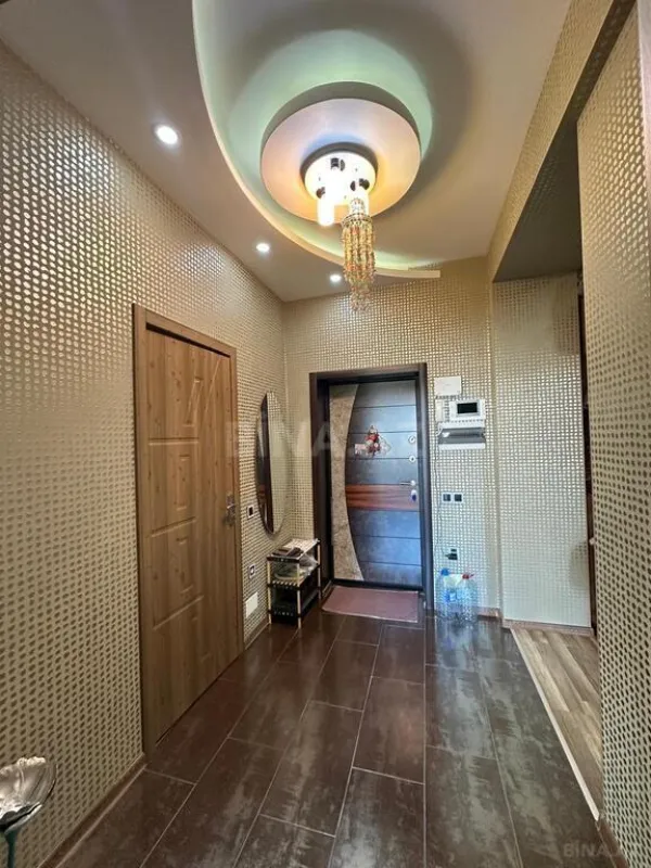 Satılır 2 otaqlı mənzil 85 m²