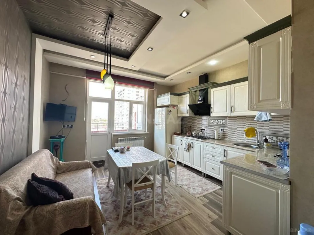 Satılır 2 otaqlı mənzil 85 m²