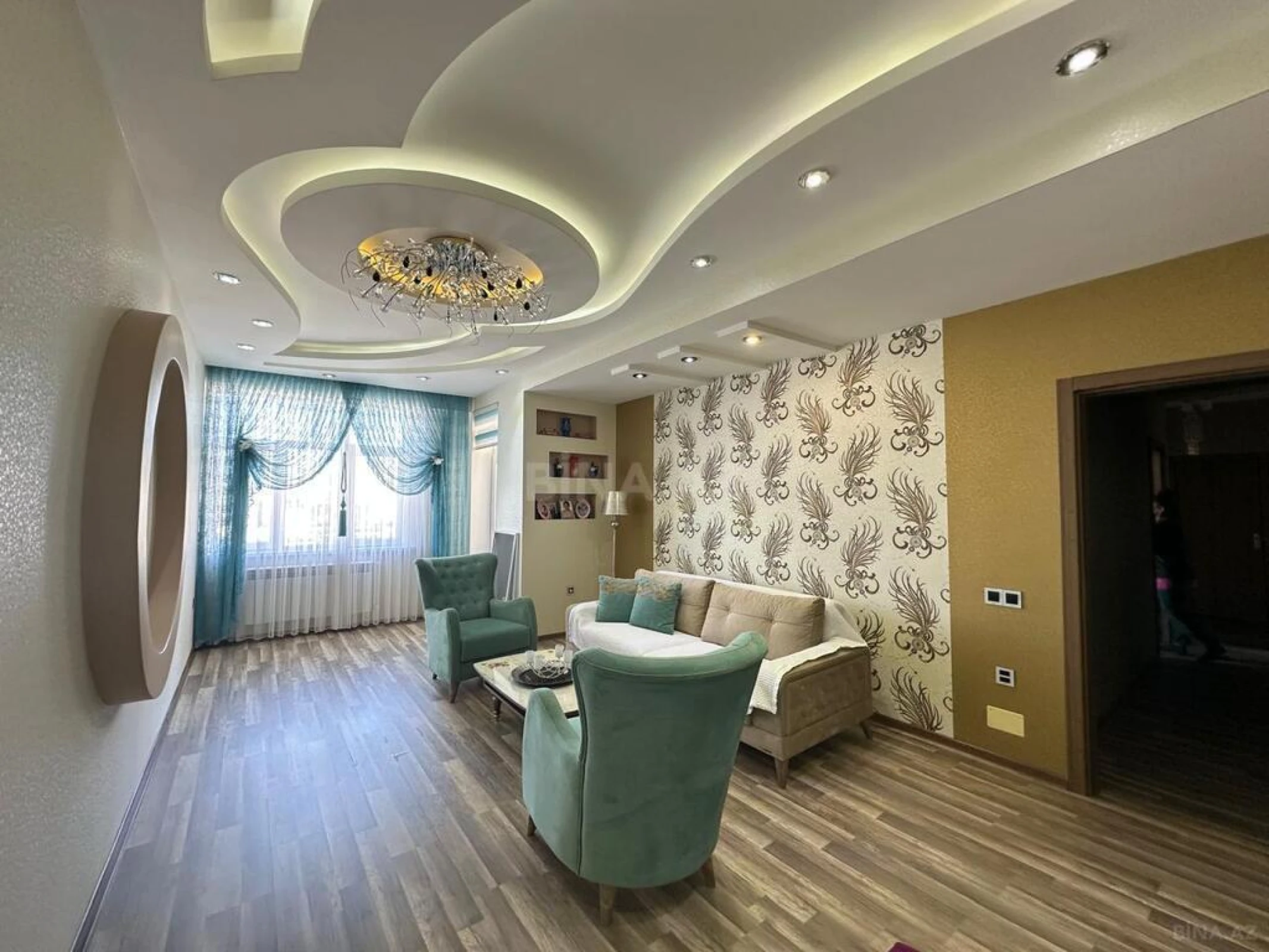 Satılır 2 otaqlı mənzil 85 m²