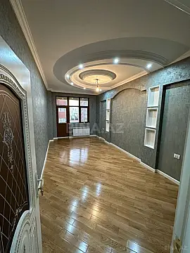 Satılır 3 otaqlı mənzil 147 m²