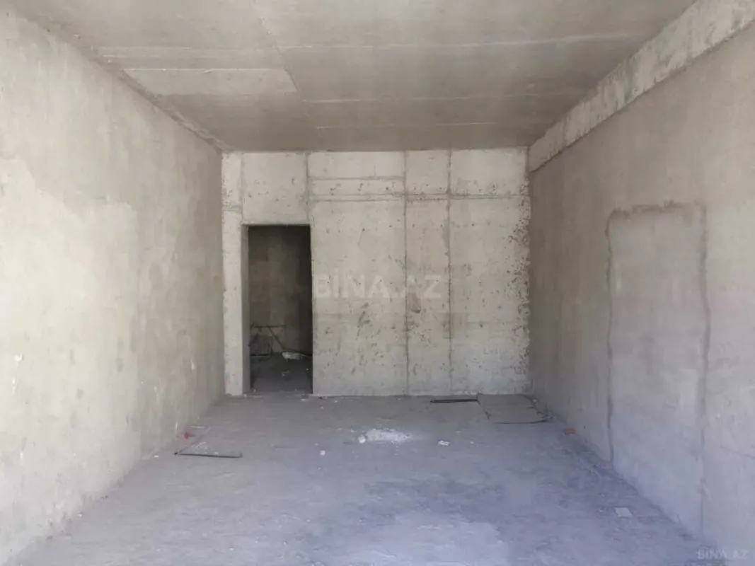 Satılır 3 otaqlı mənzil 138 m²