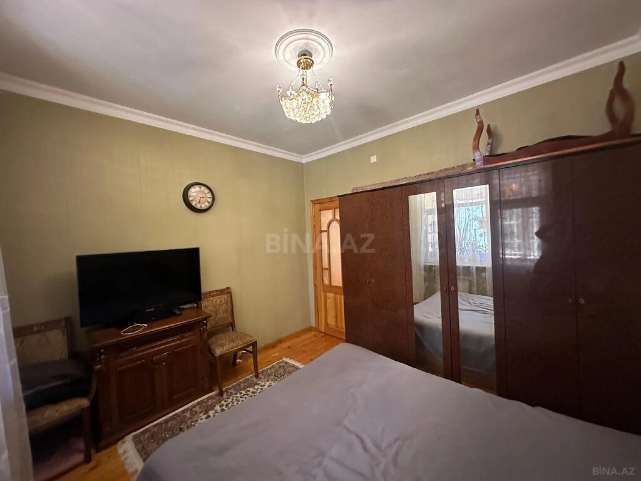 Satılır 4 otaqlı mənzil 110 m²