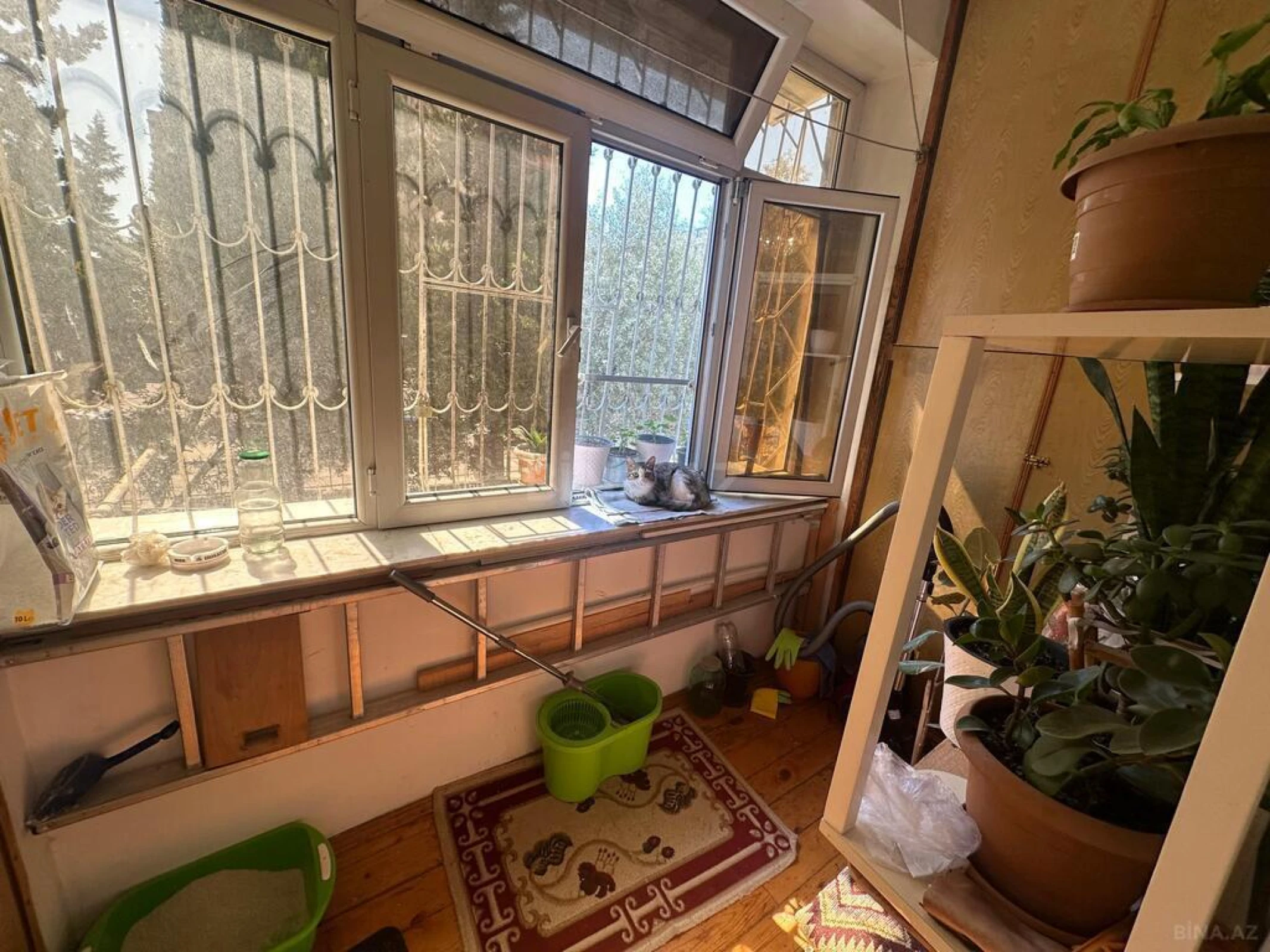 Satılır 4 otaqlı mənzil 110 m²