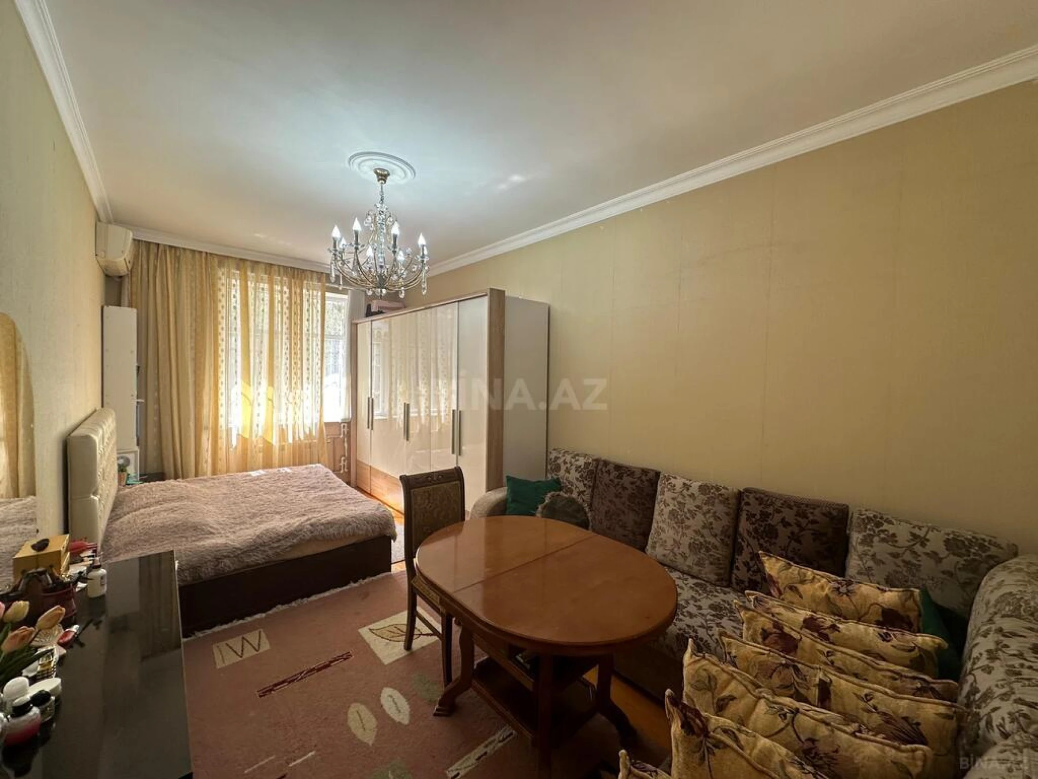 Satılır 4 otaqlı mənzil 110 m²