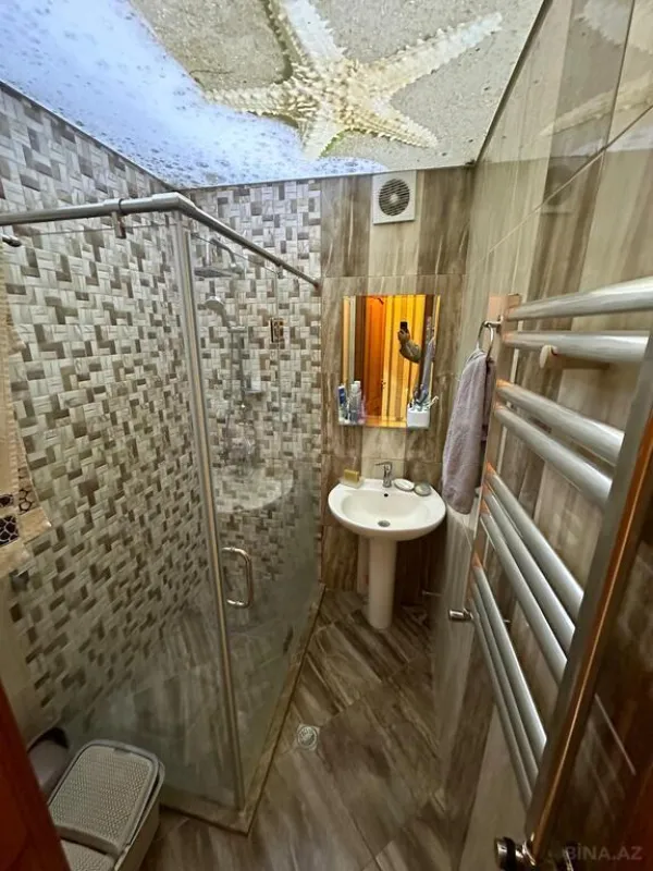 Satılır 4 otaqlı mənzil 110 m²