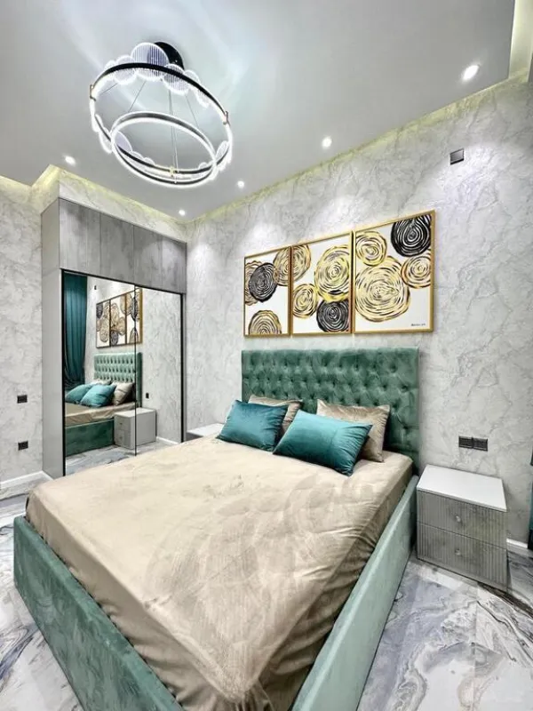 Kirayə verilir 6 otaqlı həyət evi 350 m²