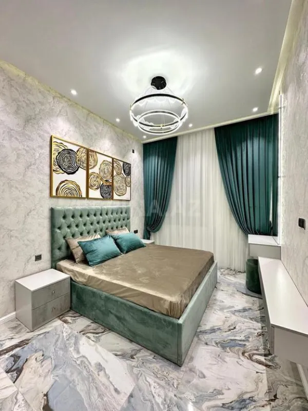 Kirayə verilir 6 otaqlı həyət evi 350 m²