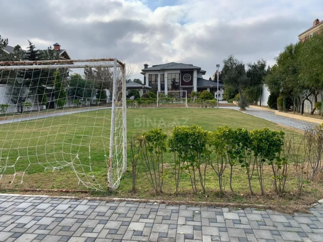 Kirayə verilir 6 otaqlı həyət evi 315 m²