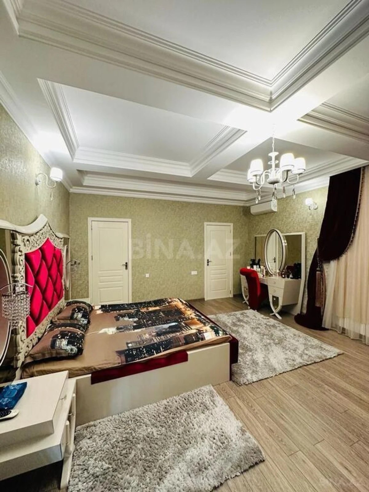 Kirayə verilir 5 otaqlı həyət evi 280 m²