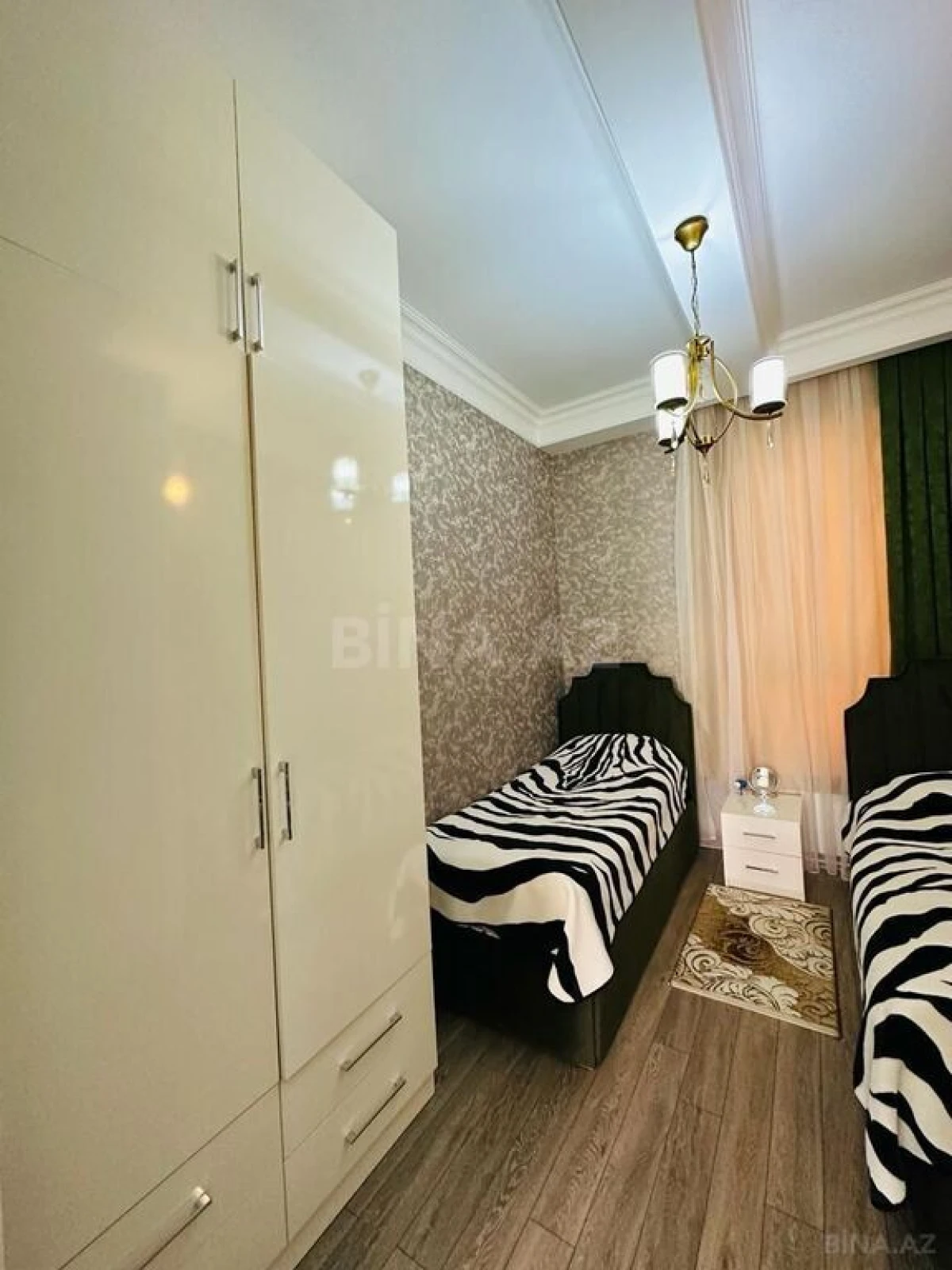 Kirayə verilir 5 otaqlı həyət evi 280 m²