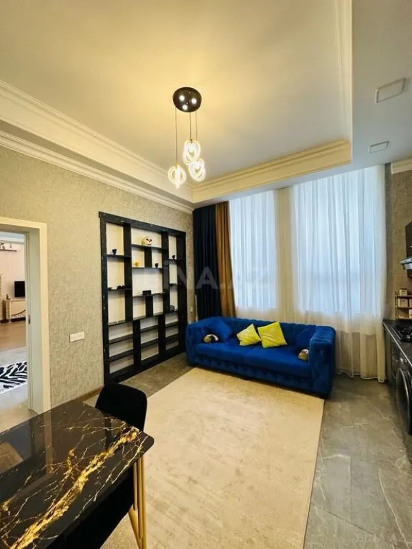 Kirayə verilir 5 otaqlı həyət evi 280 m²