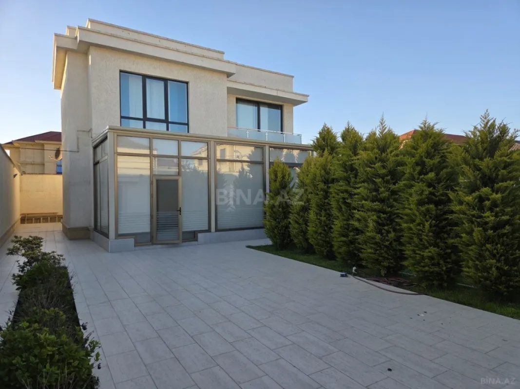 Kirayə verilir 6 otaqlı həyət evi 380 m²