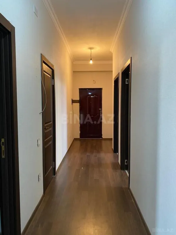 Satılır 4 otaqlı mənzil 99 m²