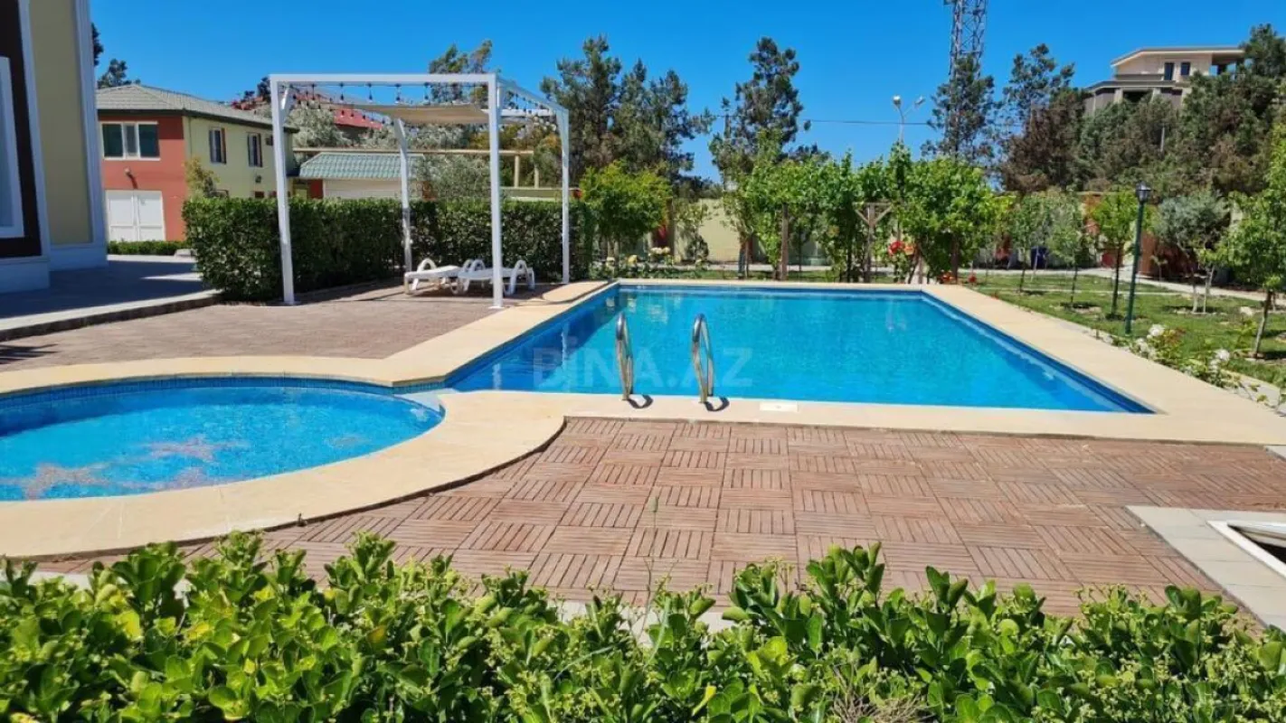 Kirayə verilir 5 otaqlı həyət evi 400 m²