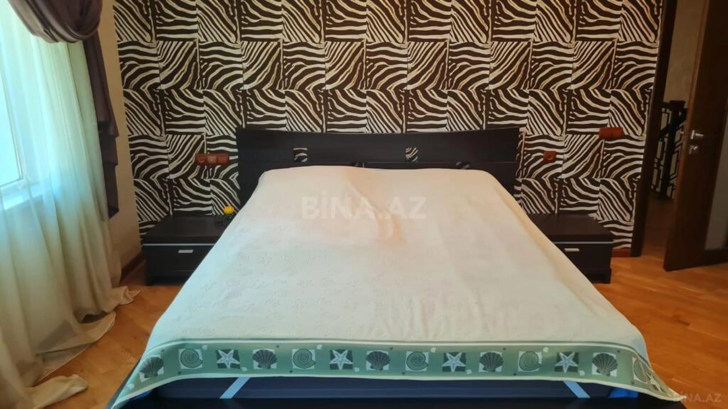 Kirayə verilir 5 otaqlı həyət evi 400 m²