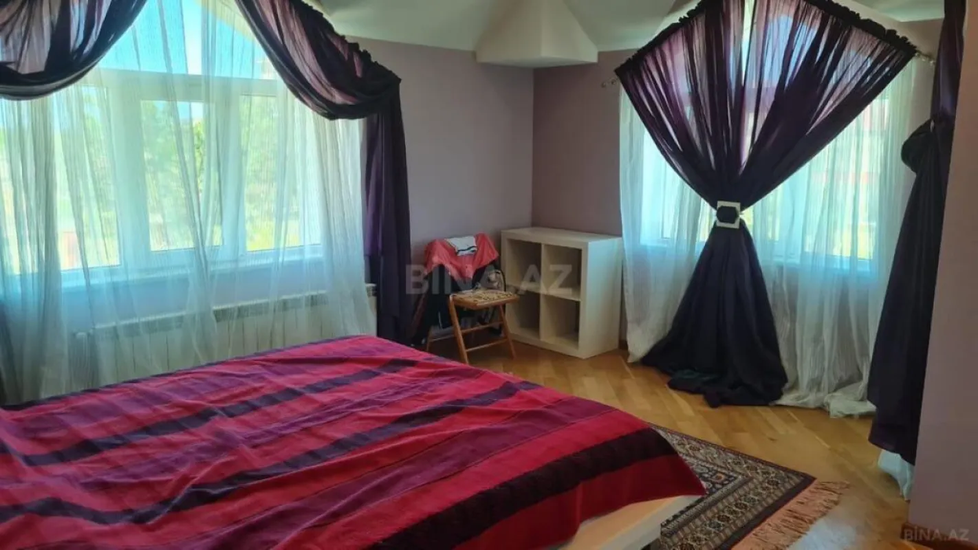 Kirayə verilir 5 otaqlı həyət evi 400 m²