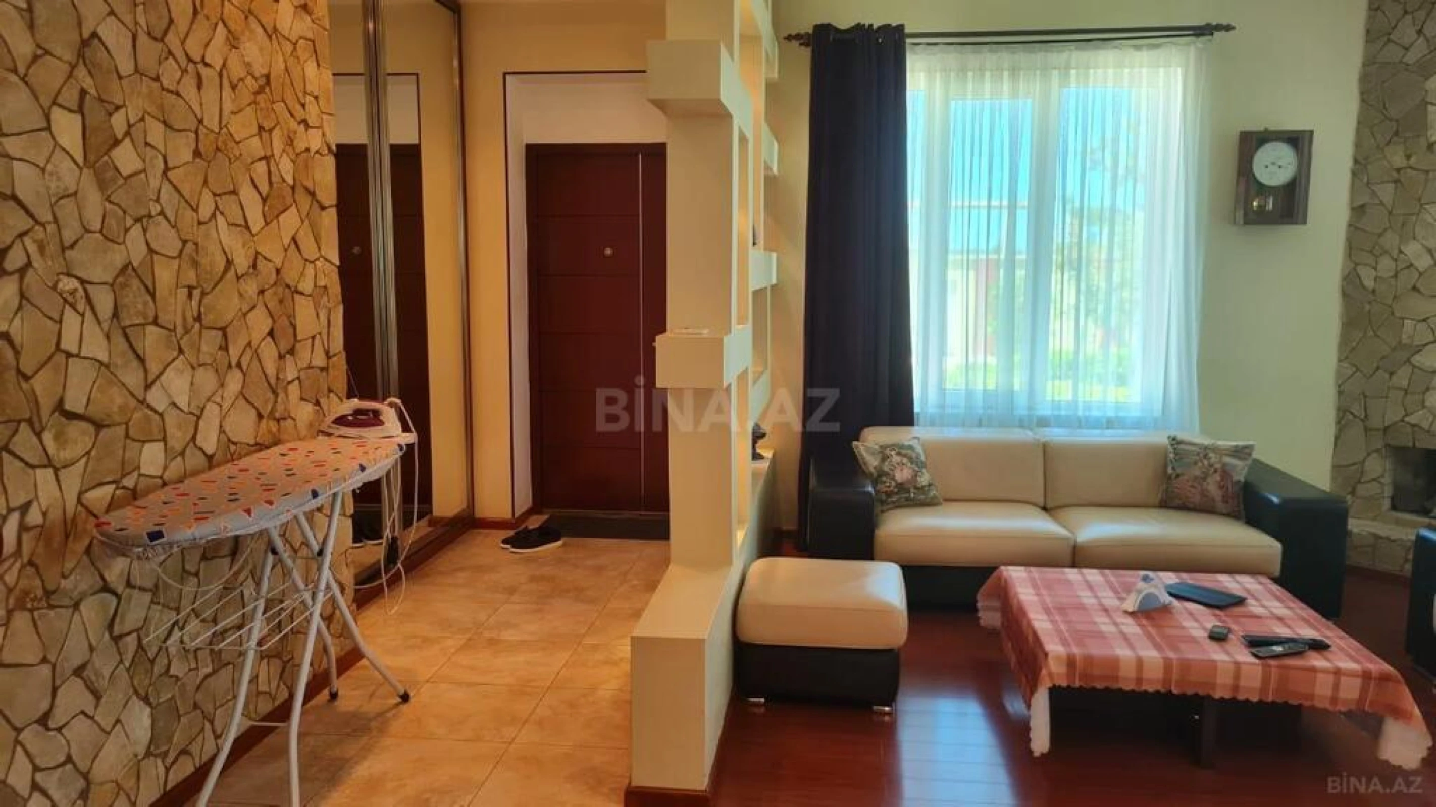 Kirayə verilir 5 otaqlı həyət evi 400 m²